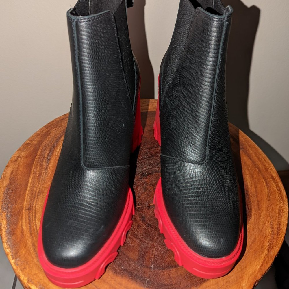 Sorel BREX Chelsea Heel Boot - CHERRYBOMB - Womens 9.5 -NEW